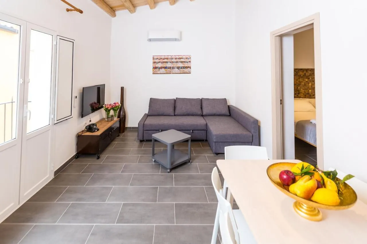 Mosina Apartments Palermo Italia